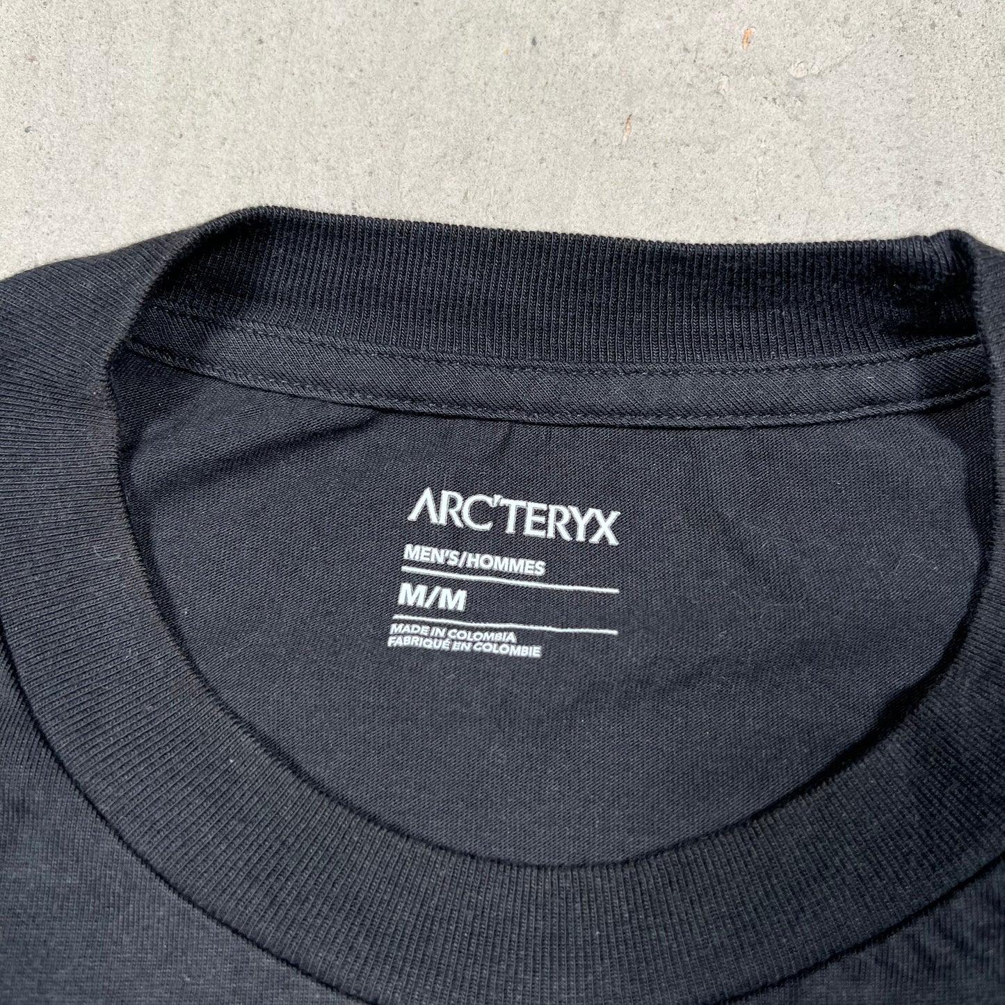 Arcteryx Black Basic Logo Tee Size Medium USED x17954