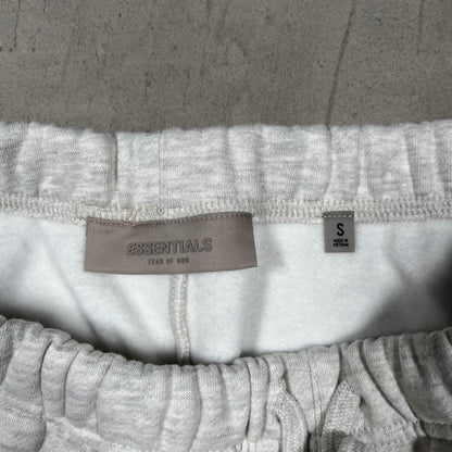Essential Fear Of God Light Oatmeal Shorts Size Small NEW x18016