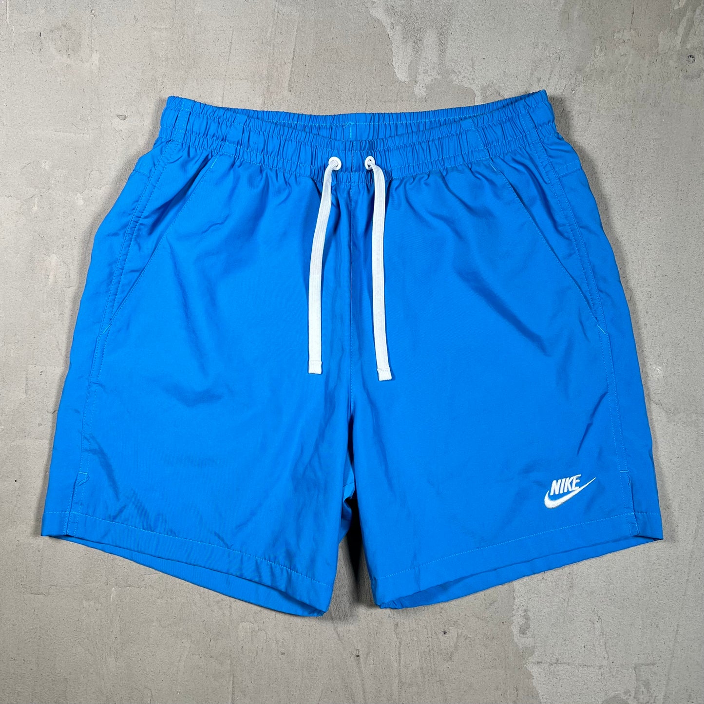 Nike Basic Logo Short Blue Size Small USED v19837