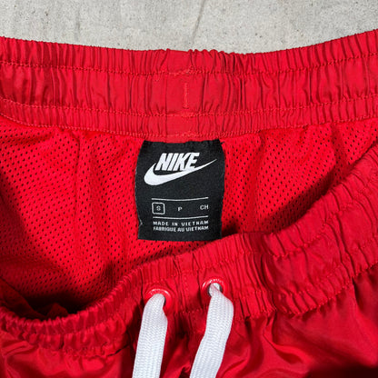Nike Basic Logo Short Red Size Small USED v19839