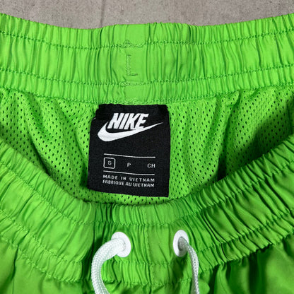 Nike Basic Logo Short Green Size Small USED v19836