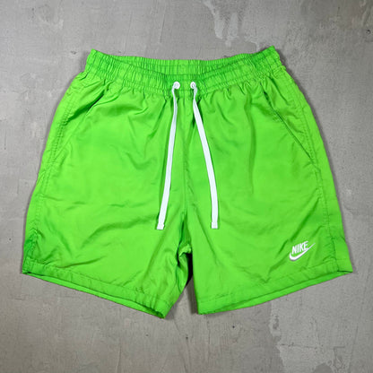 Nike Basic Logo Short Green Size Small USED v19836