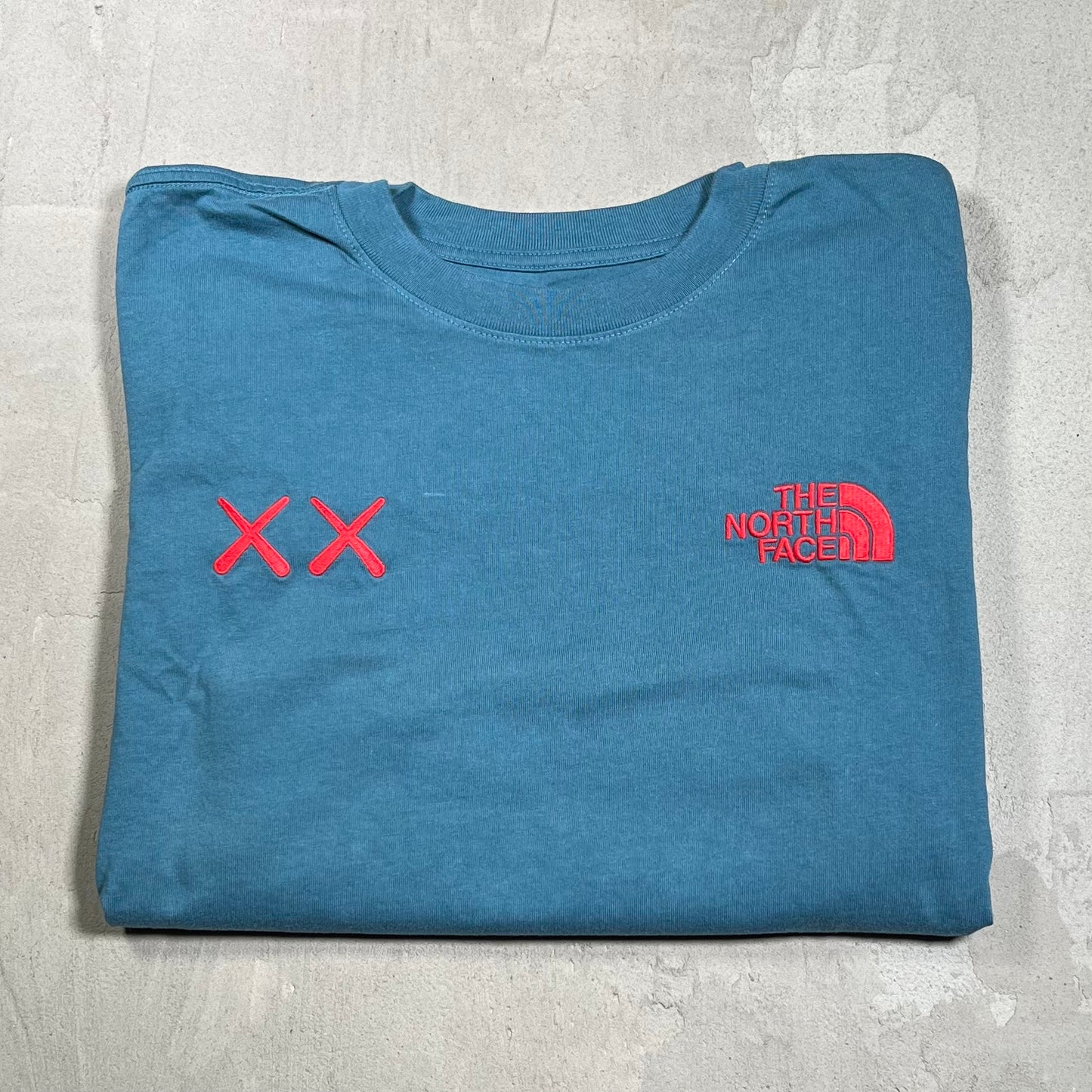 Kaws North Face Double X Teal Longsleeve Size Medium USED x17993
