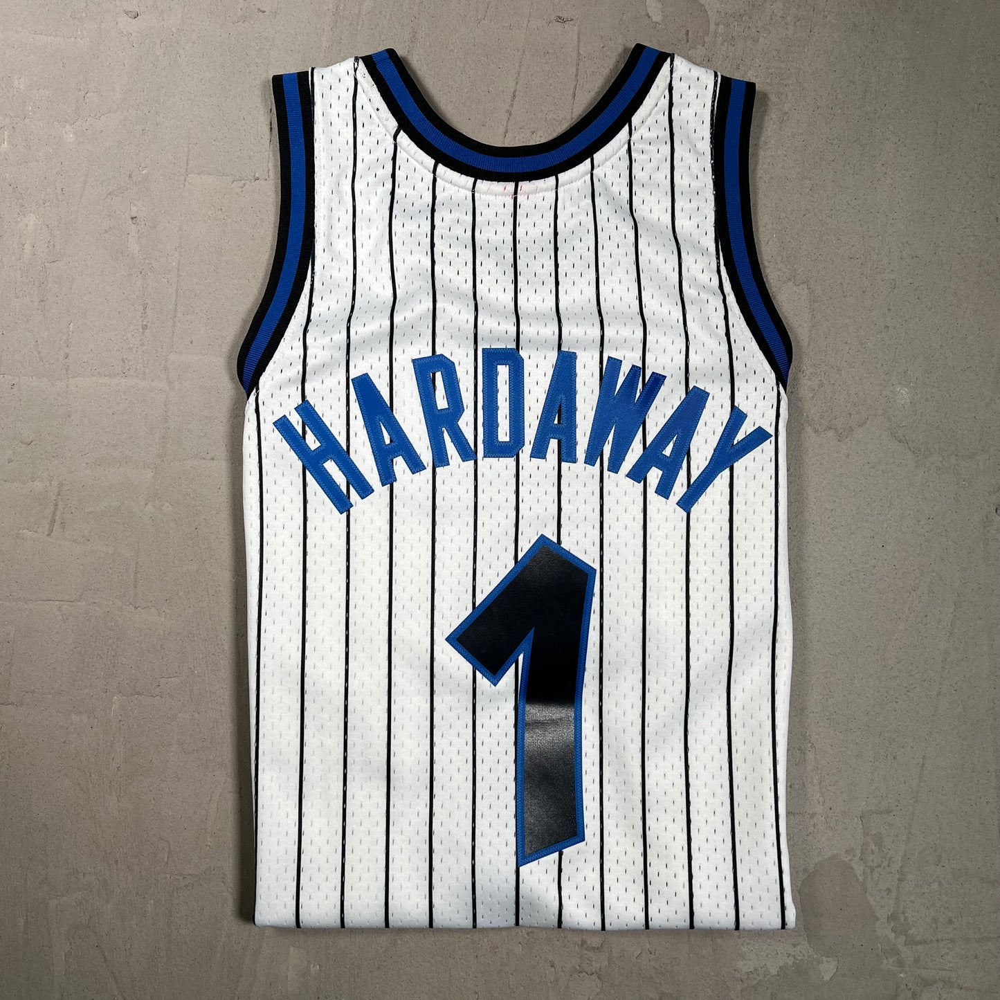 Mitchell & Ness Penny Hardaway White Jersey Size Medium USED v19843