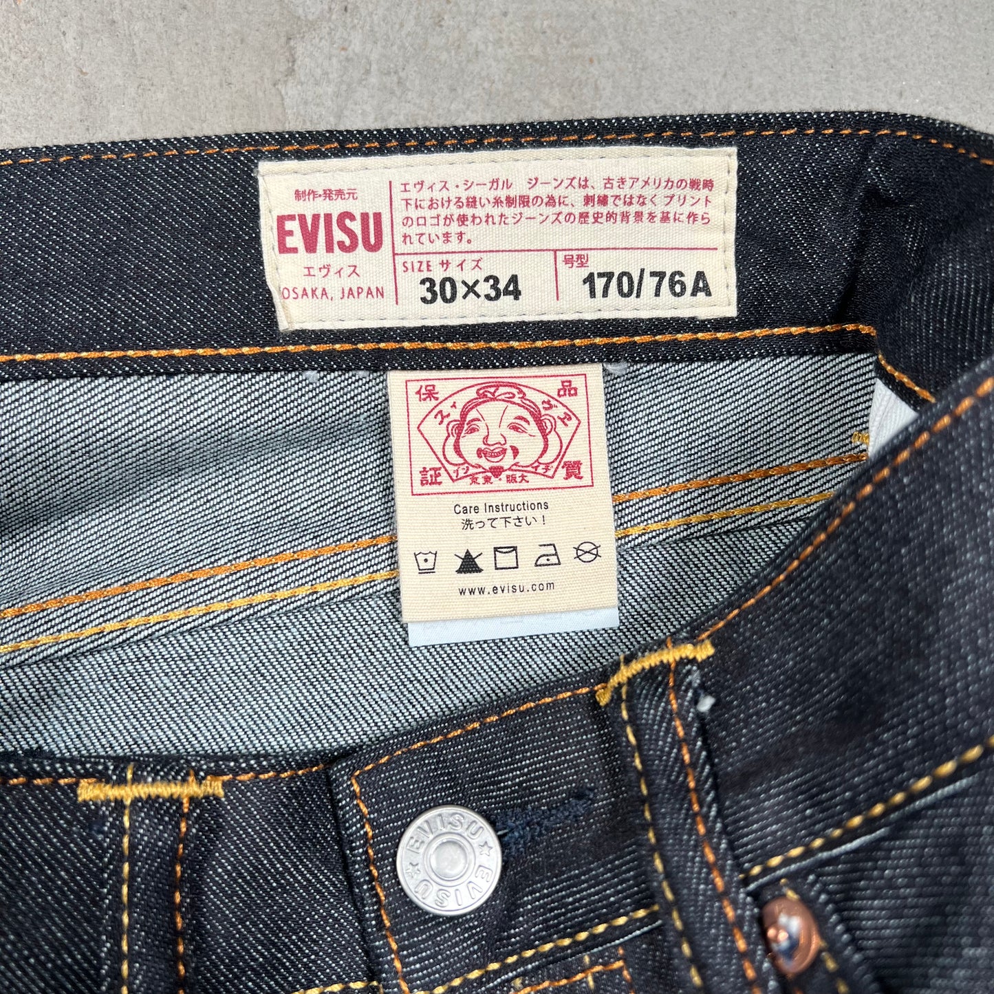 Evisu Red Logo Dark Blue Jeans Size 30x34 USED x17999