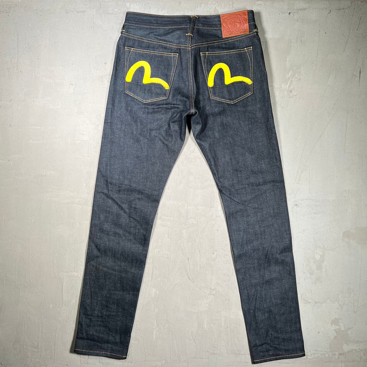 Evisu Yellow Logo Dark Blue Jeans Size 30x34 USED x18000