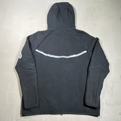 Nike Tech Fleece Black w/ Silver Accent Size XL USED v19845