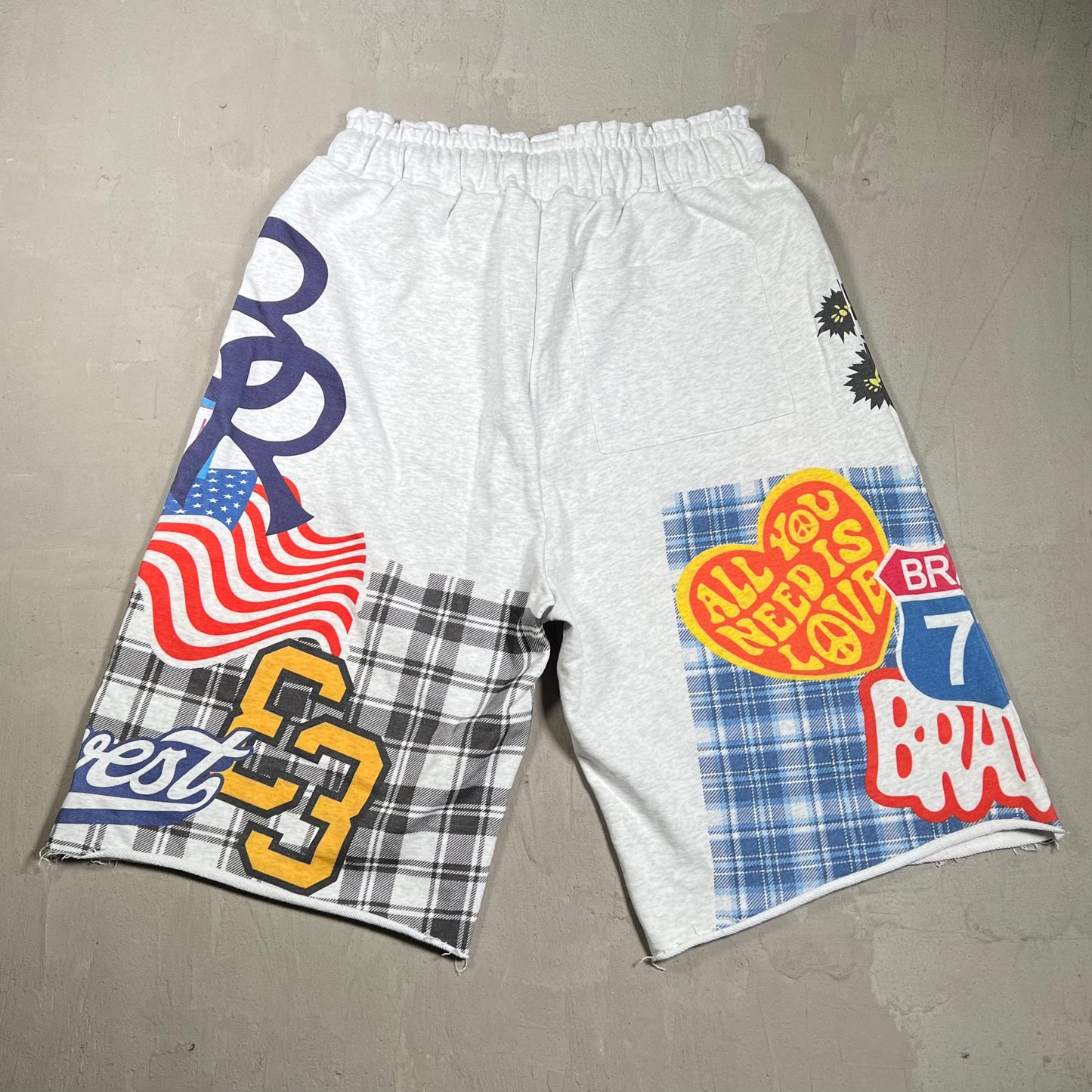Bravest Patchwork Baggie Grey Shorts Size Medium USED x18036