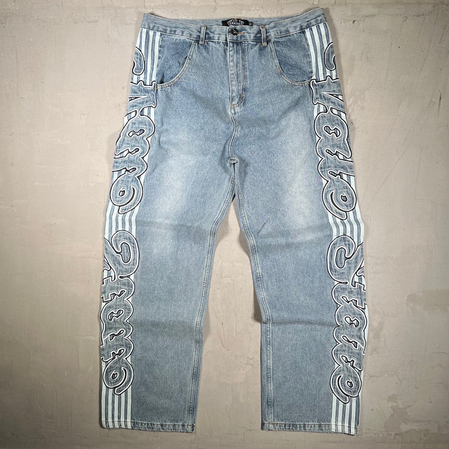Vale Insignia Stone Washed Blue Jeans Size 36 USED x18037