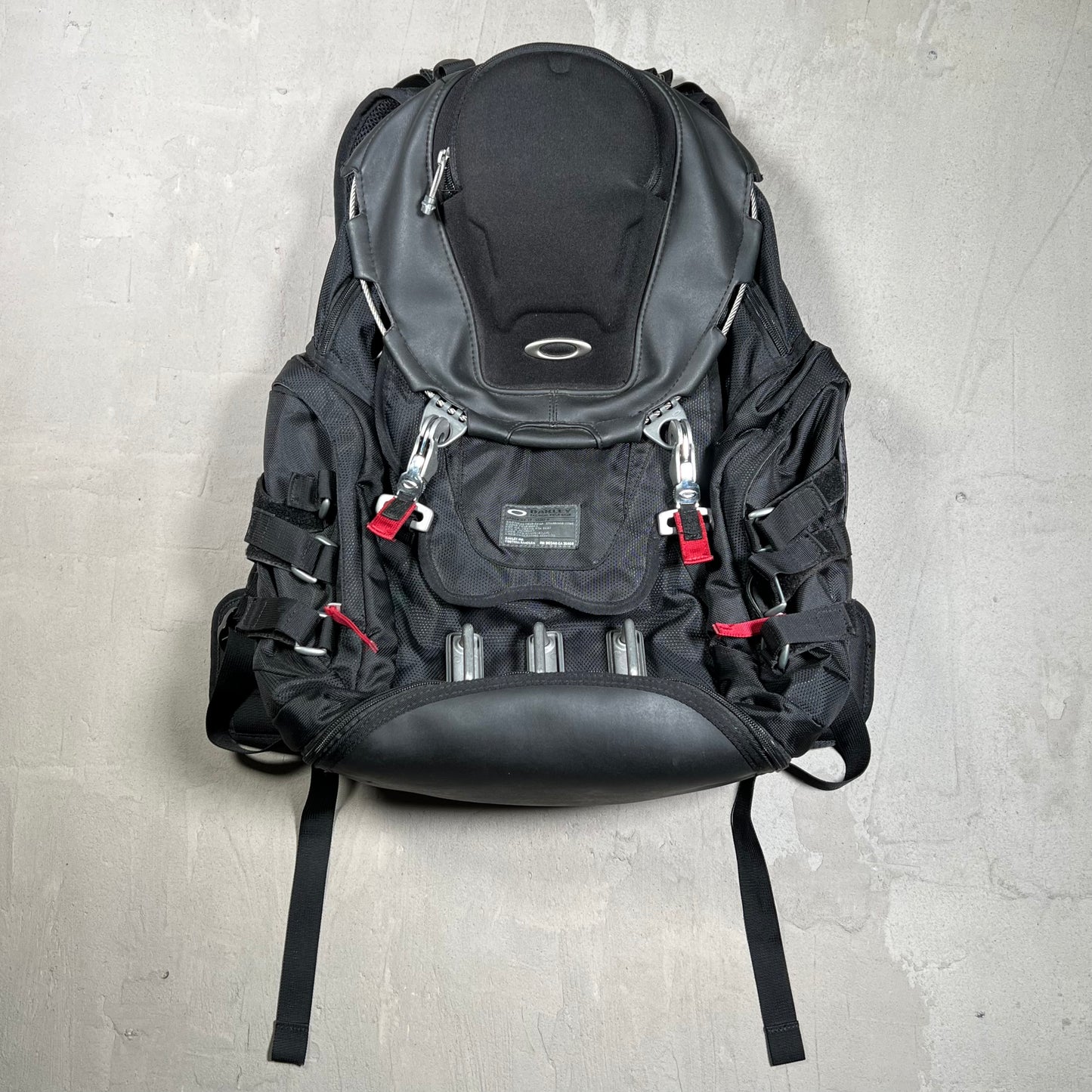 Y2K Oakley Kitchen Sink Backpack Black USED v19817