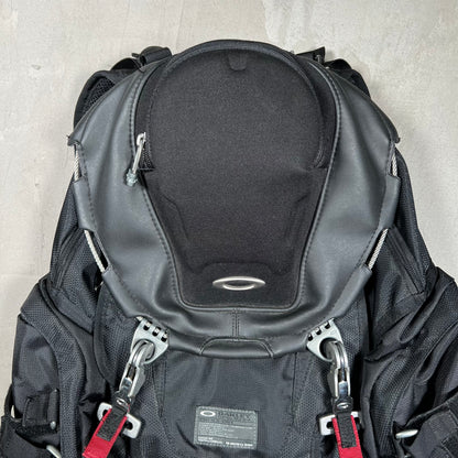 Y2K Oakley Kitchen Sink Backpack Black USED v19817