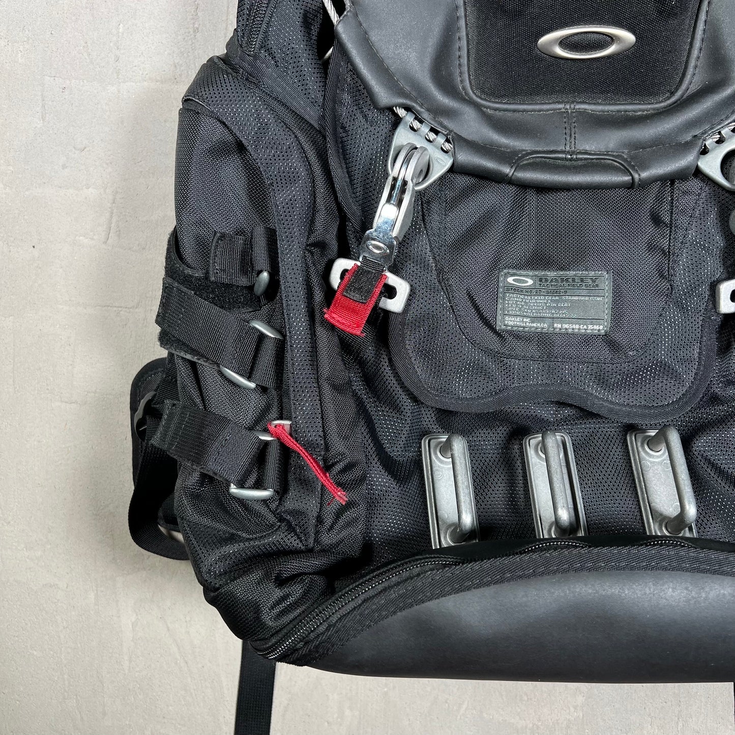 Y2K Oakley Kitchen Sink Backpack Black USED v19817