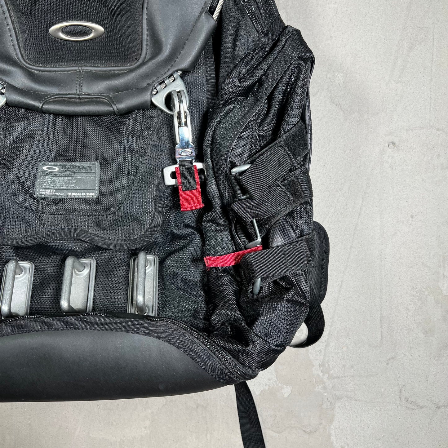 Y2K Oakley Kitchen Sink Backpack Black USED v19817