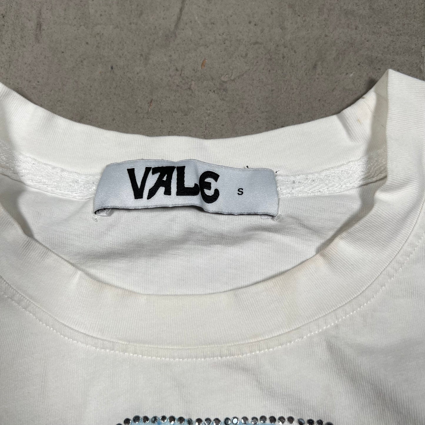 Vale "Sport Club" Wizard Tee White Size Small USED x17934