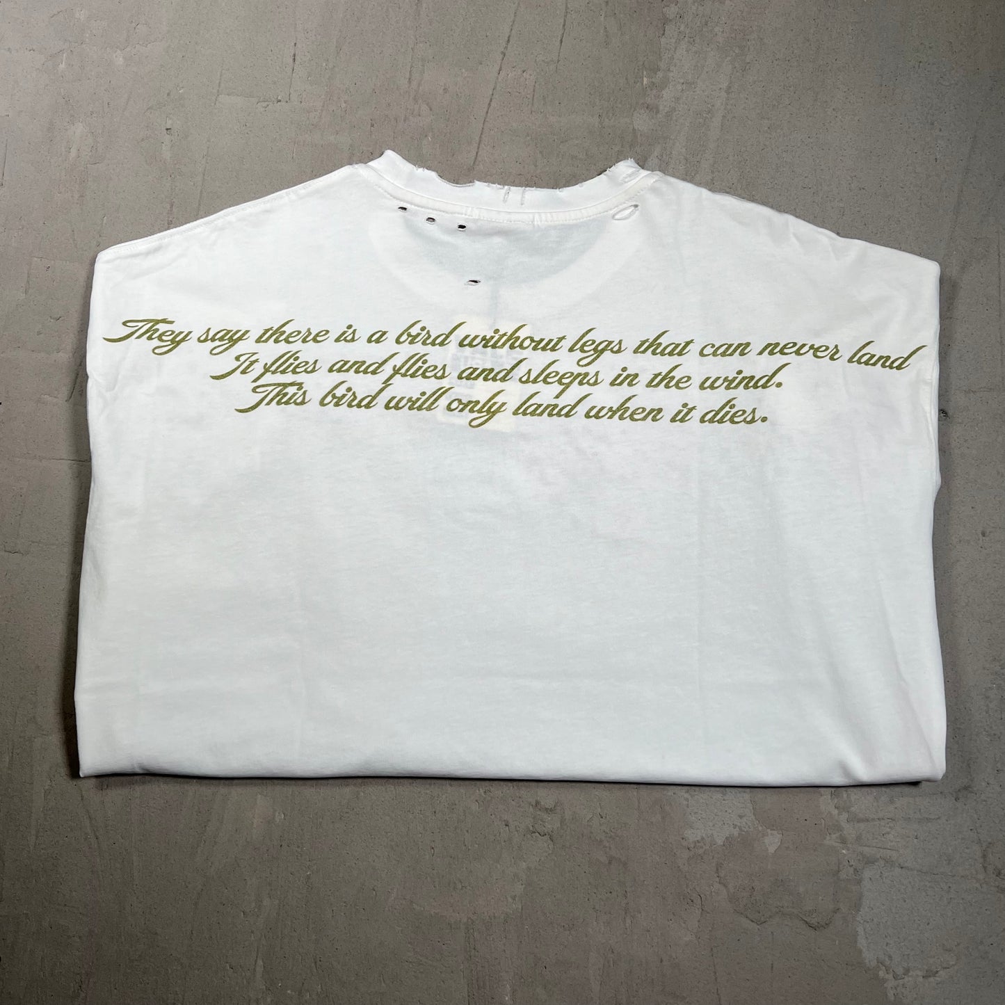 Vale "Valley Dreams" Wong Kar-Wai White Tee Size Large NEW x18049