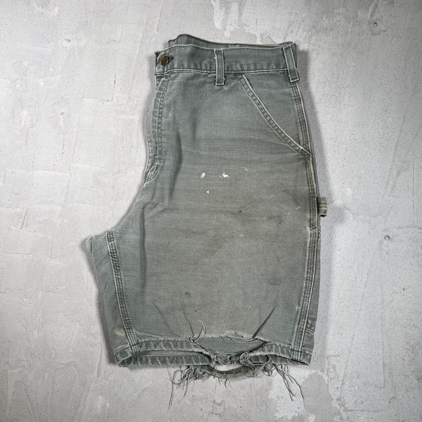 Y2K Carhartt Distressed Olive Shorts Size 36 USED v19859