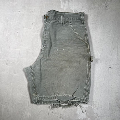 Y2K Carhartt Distressed Olive Shorts Size 36 USED v19859