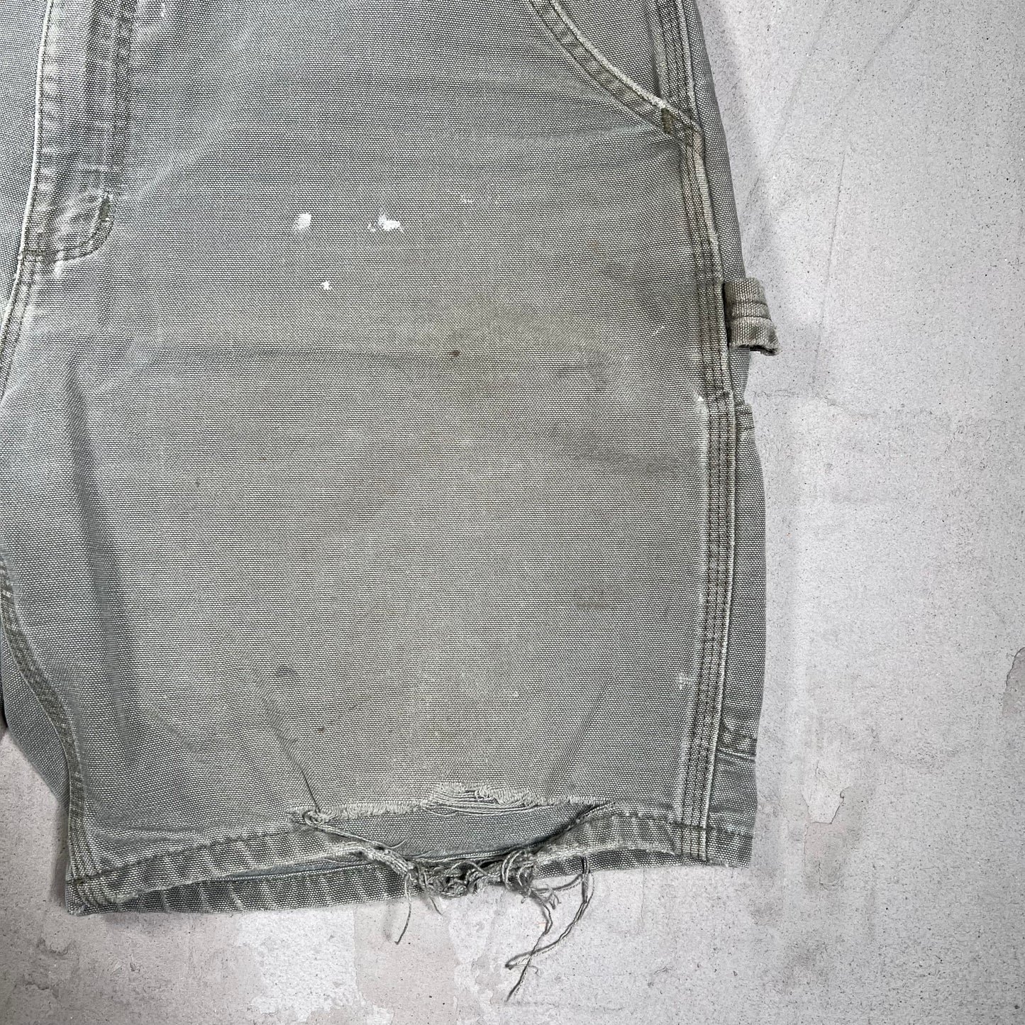 Y2K Carhartt Distressed Olive Shorts Size 36 USED v19859