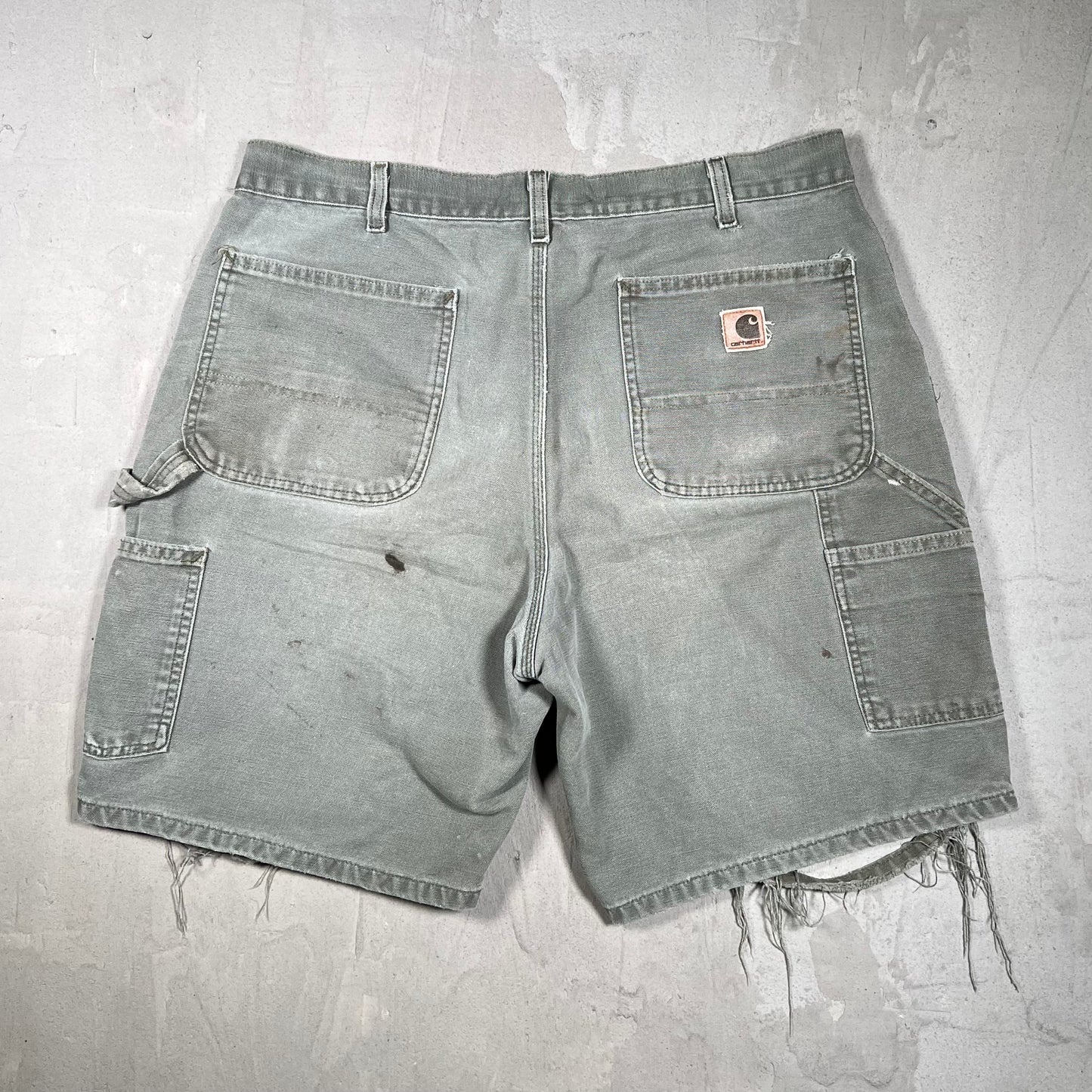 Y2K Carhartt Distressed Olive Shorts Size 36 USED v19859