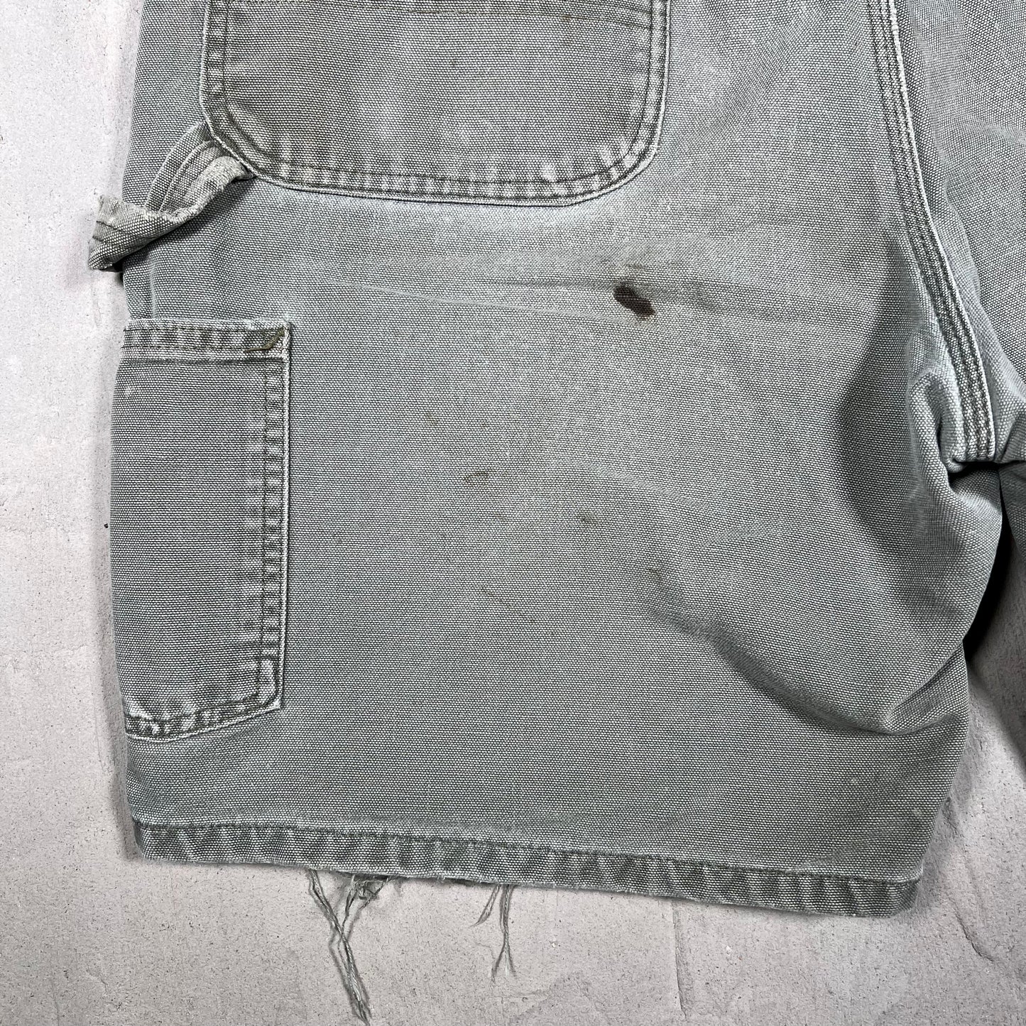 Y2K Carhartt Distressed Olive Shorts Size 36 USED v19859