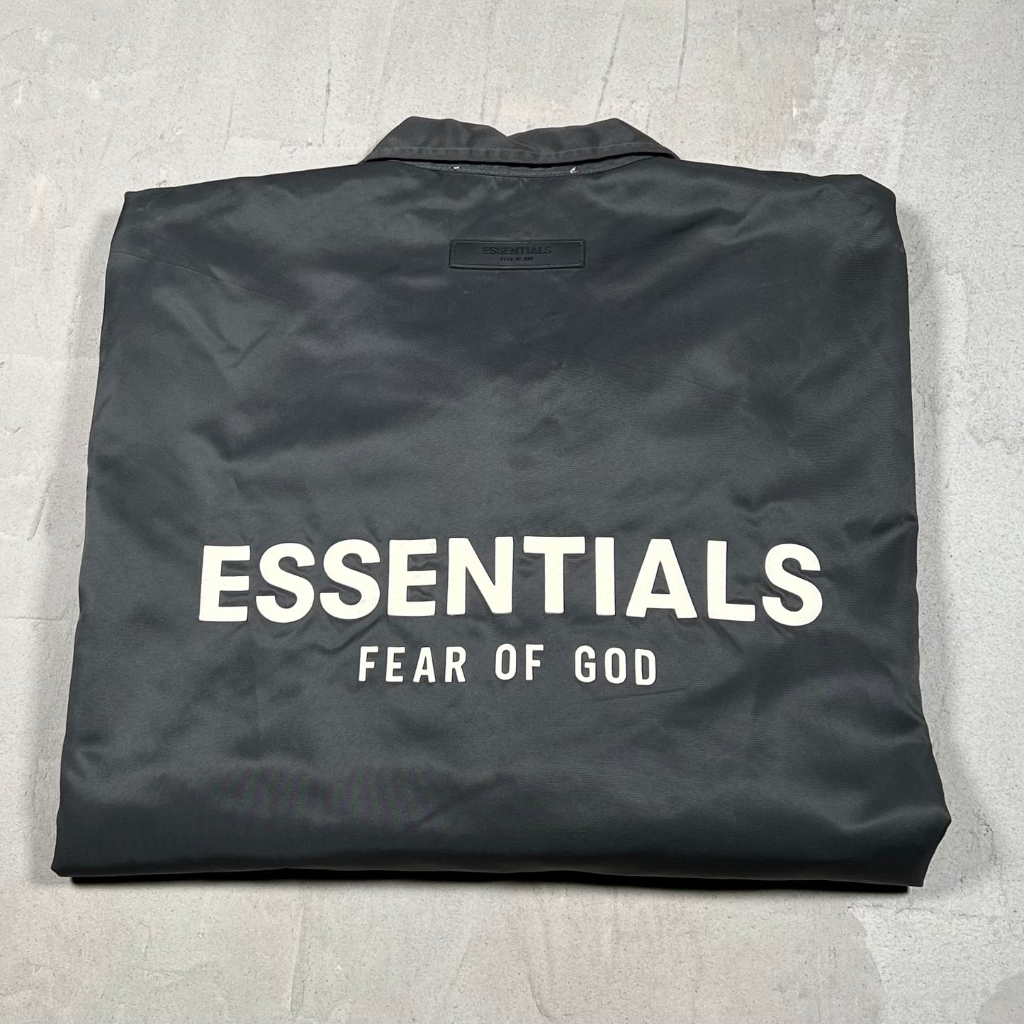 Essentials Fear of God FOG Black Coaches Jacket Size Medium USED x18051