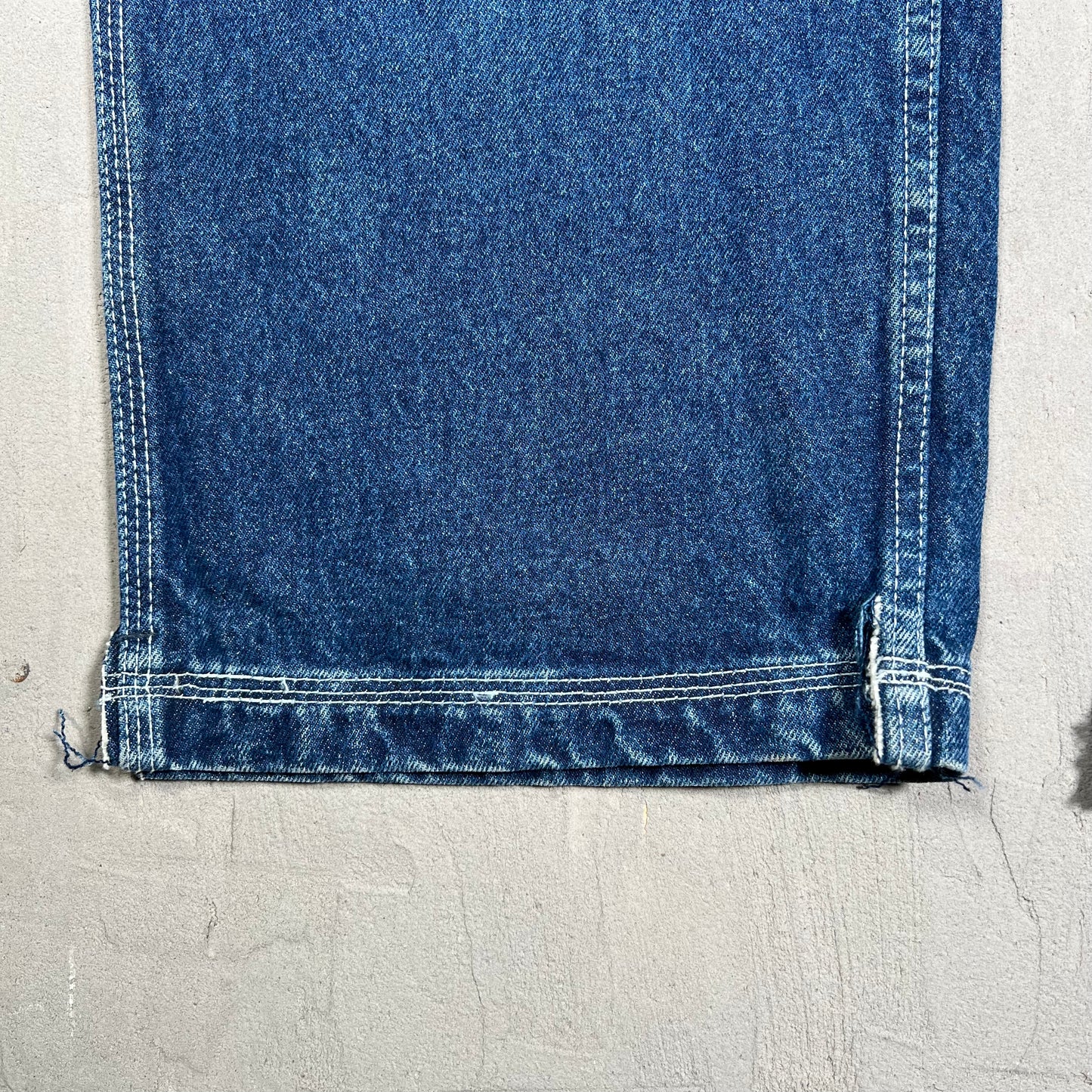Y2K Mecca Dark Blue Jeans Size 34 USED v19823