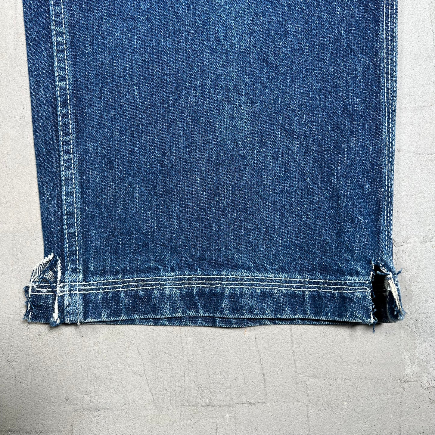 Y2K Mecca Dark Blue Jeans Size 34 USED v19823
