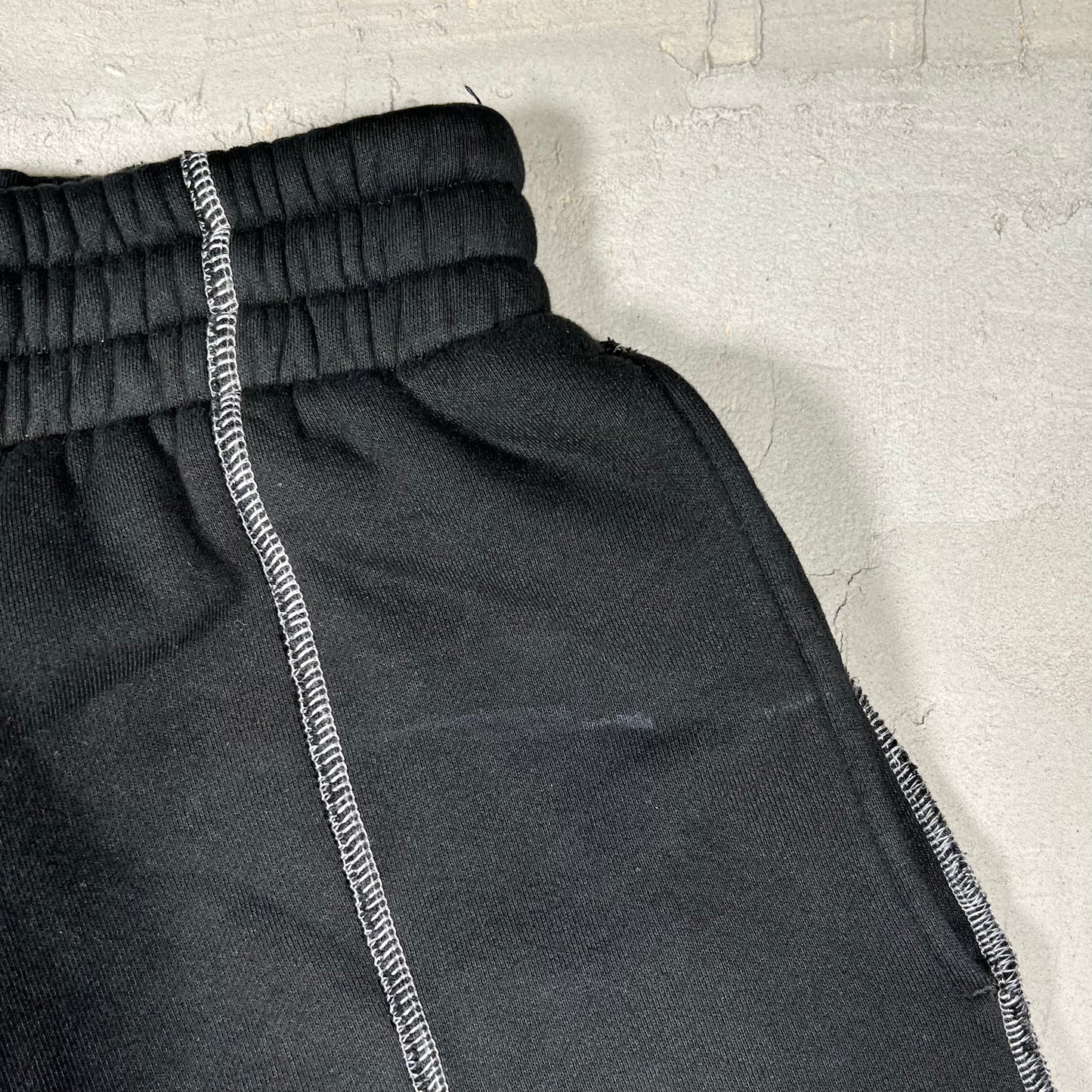 HMDD Seam Black Sweatpants Size Medium NEW x17943