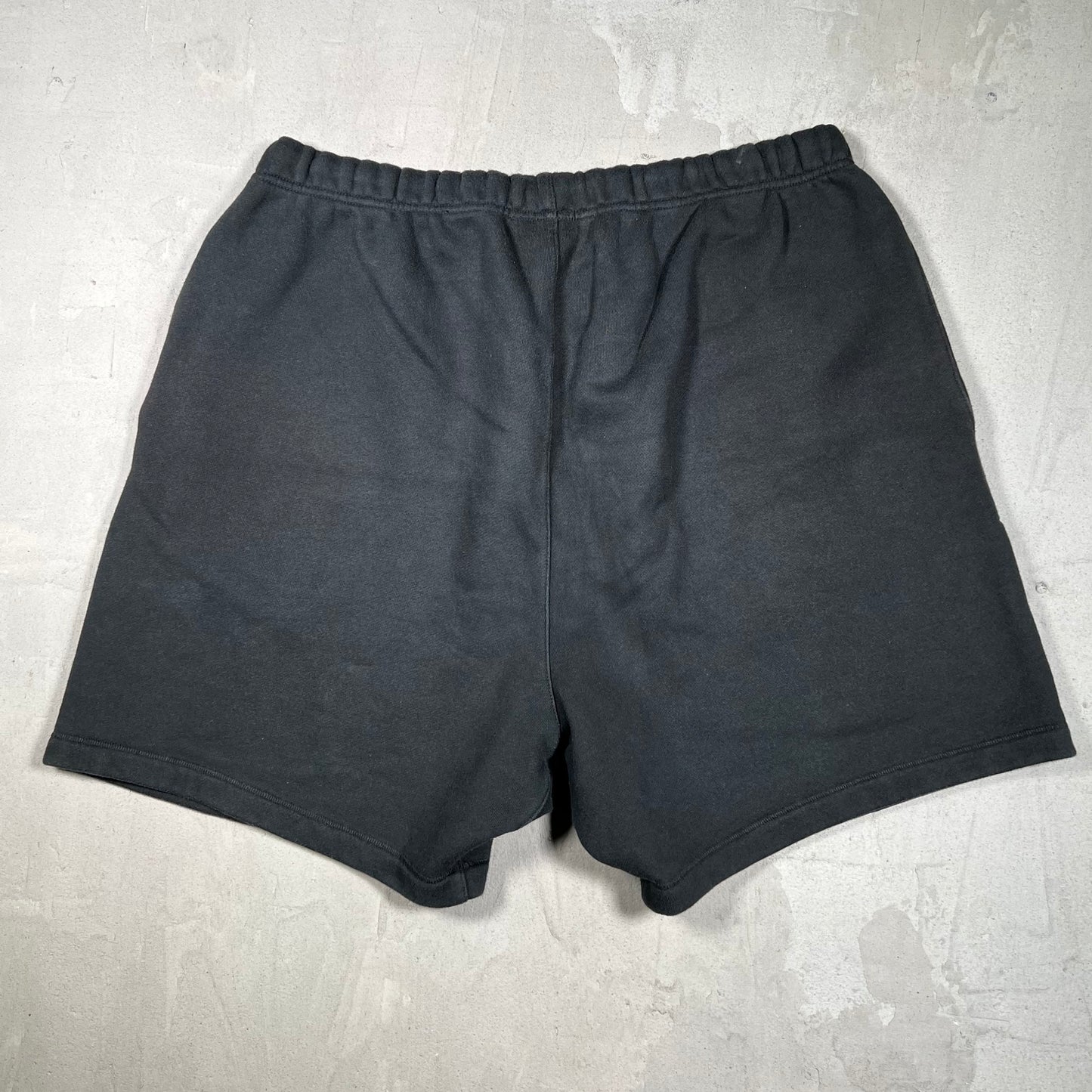 Essentials Fear of God FOG Black Sweat Shorts Size Large USED x18053