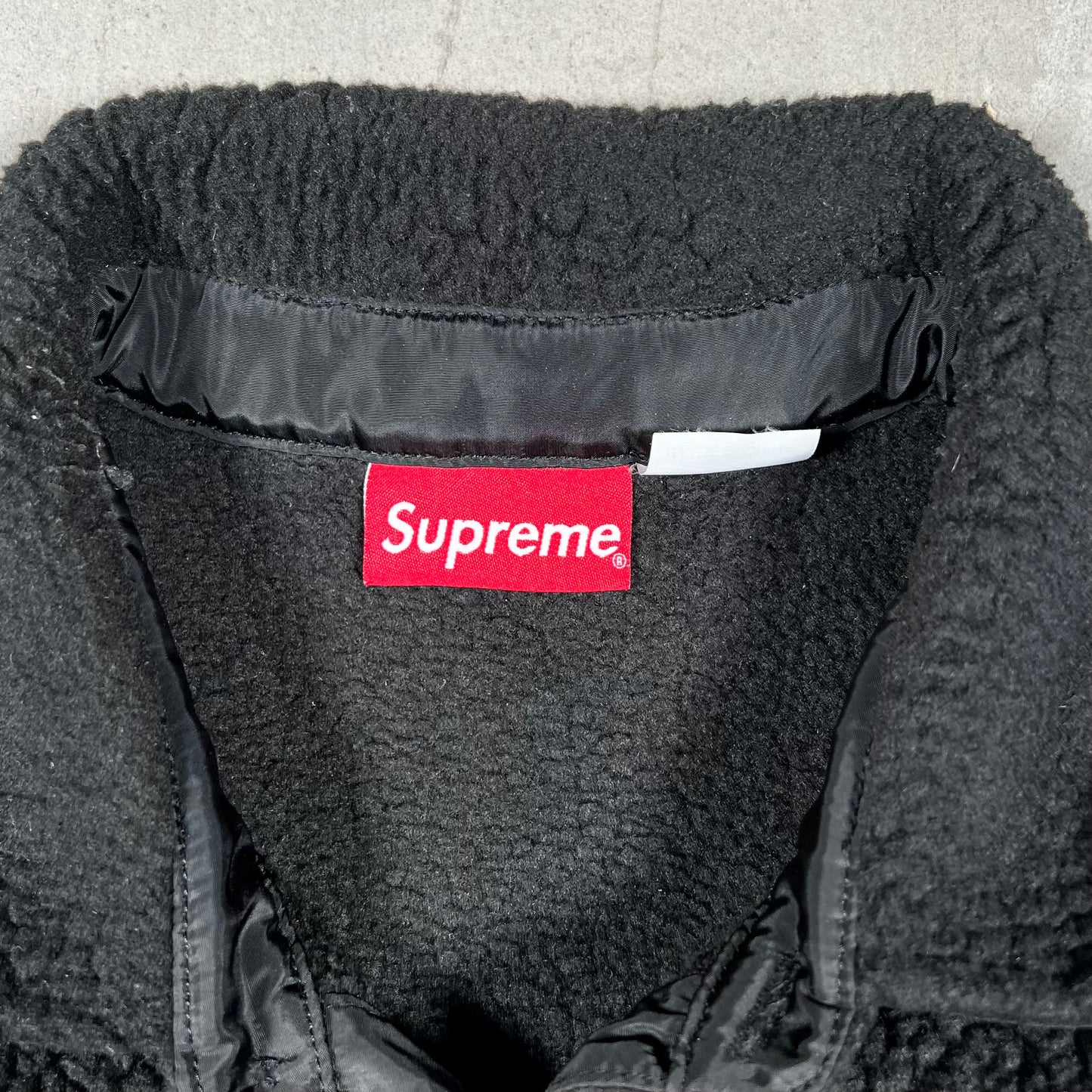 Supreme Polartec Black Fleece Half Button Up Size Large USED x18089