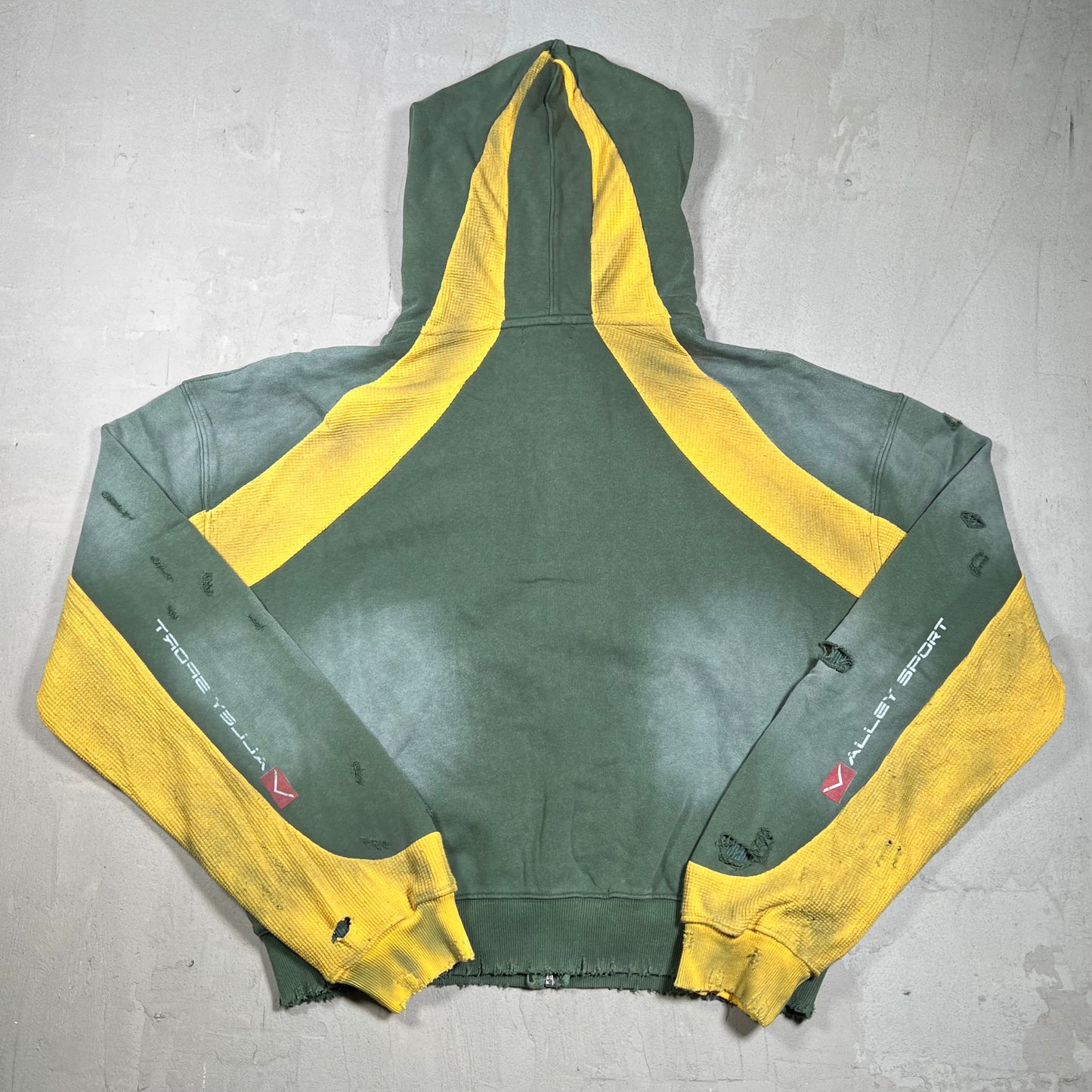 Vale Forever Khalifa Green Zip Up Size Large NEW x18096