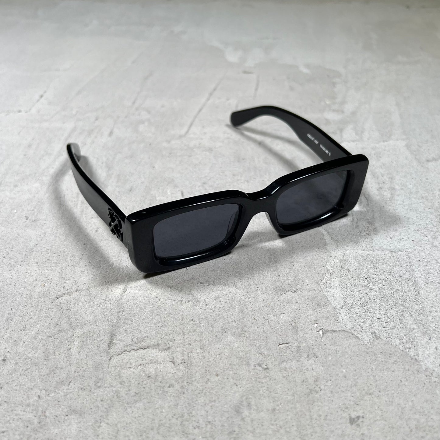 Off White Black Sunglasses (OERI127) USED x18087