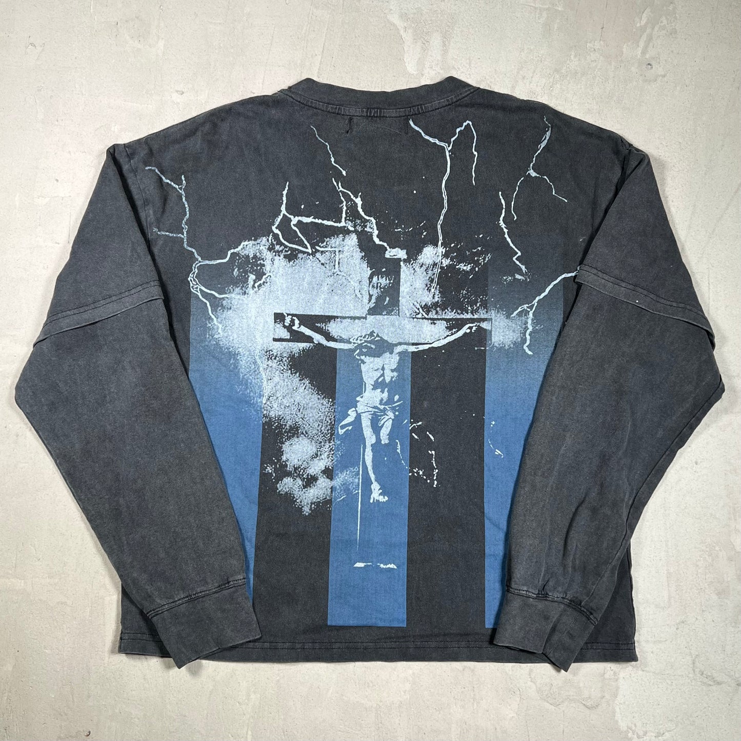 Vale Valley Club Layered Soccer Longsleeve Size Small USED x18084