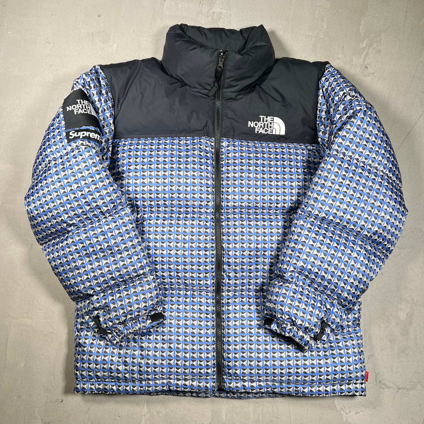 Supreme North Face Studded Nuptse Royal Blue Jacket Size Medium USED x18133