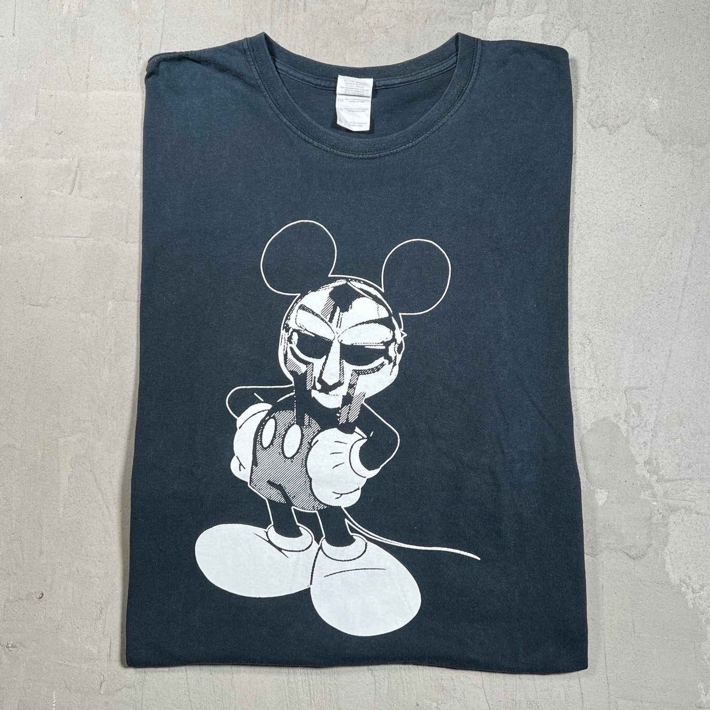 MF Doom Mickey Mouse Cartoon Washed Black Tee Size XL USED v19897