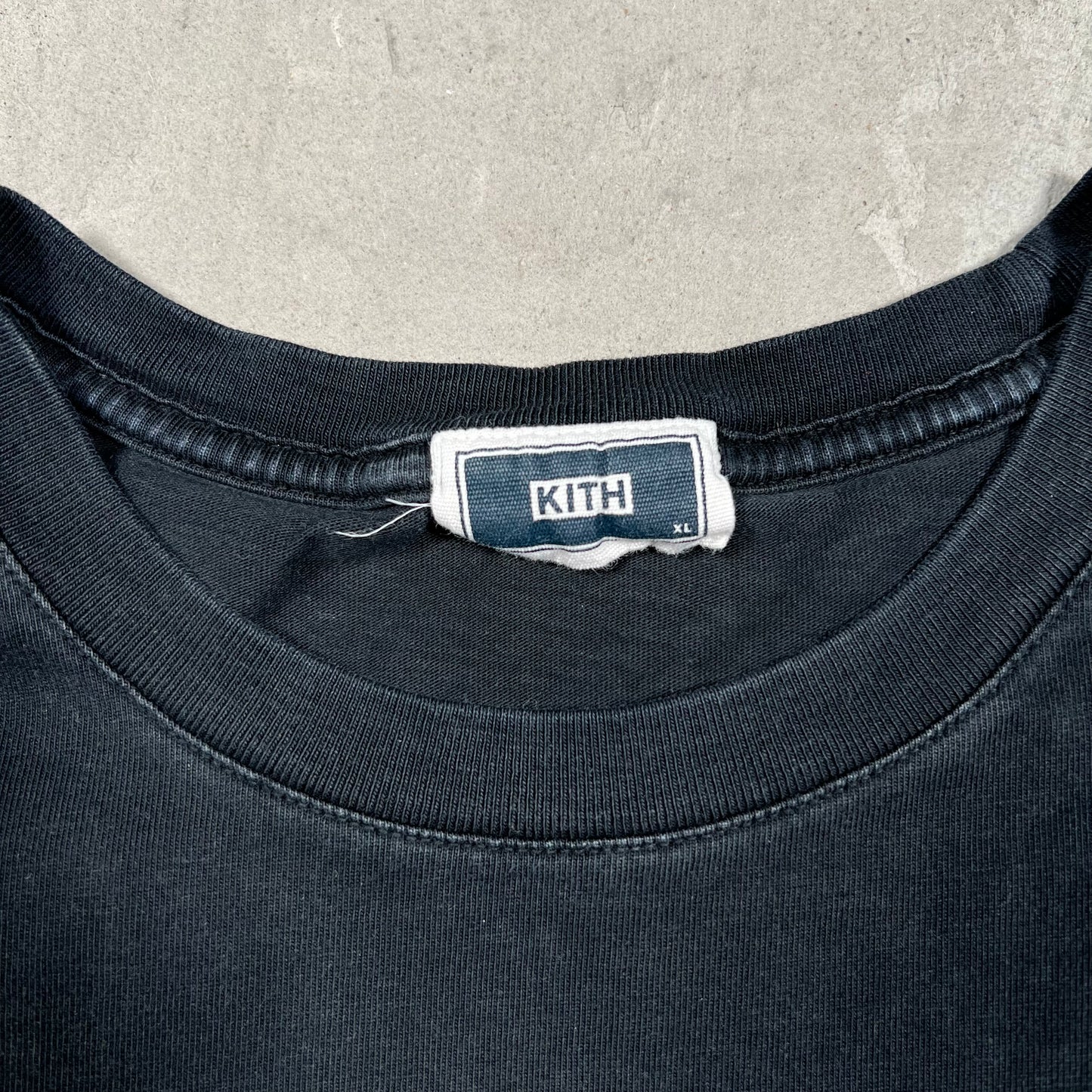 Kith Blank Black Tee Size XL USED x18114