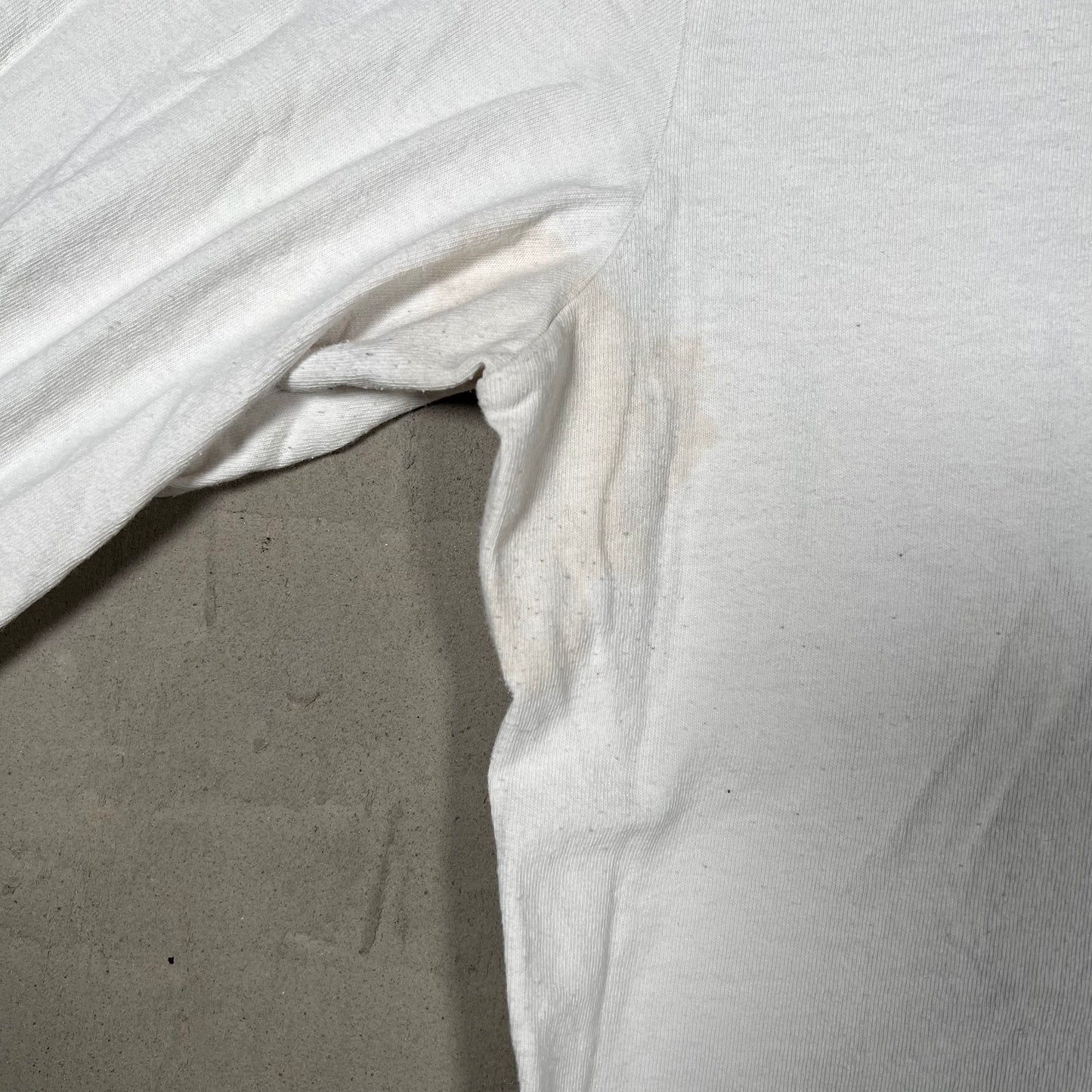 UnderCover Skoloct Spider Scorpion White Longsleeve Size 4 (Large) USED x18116