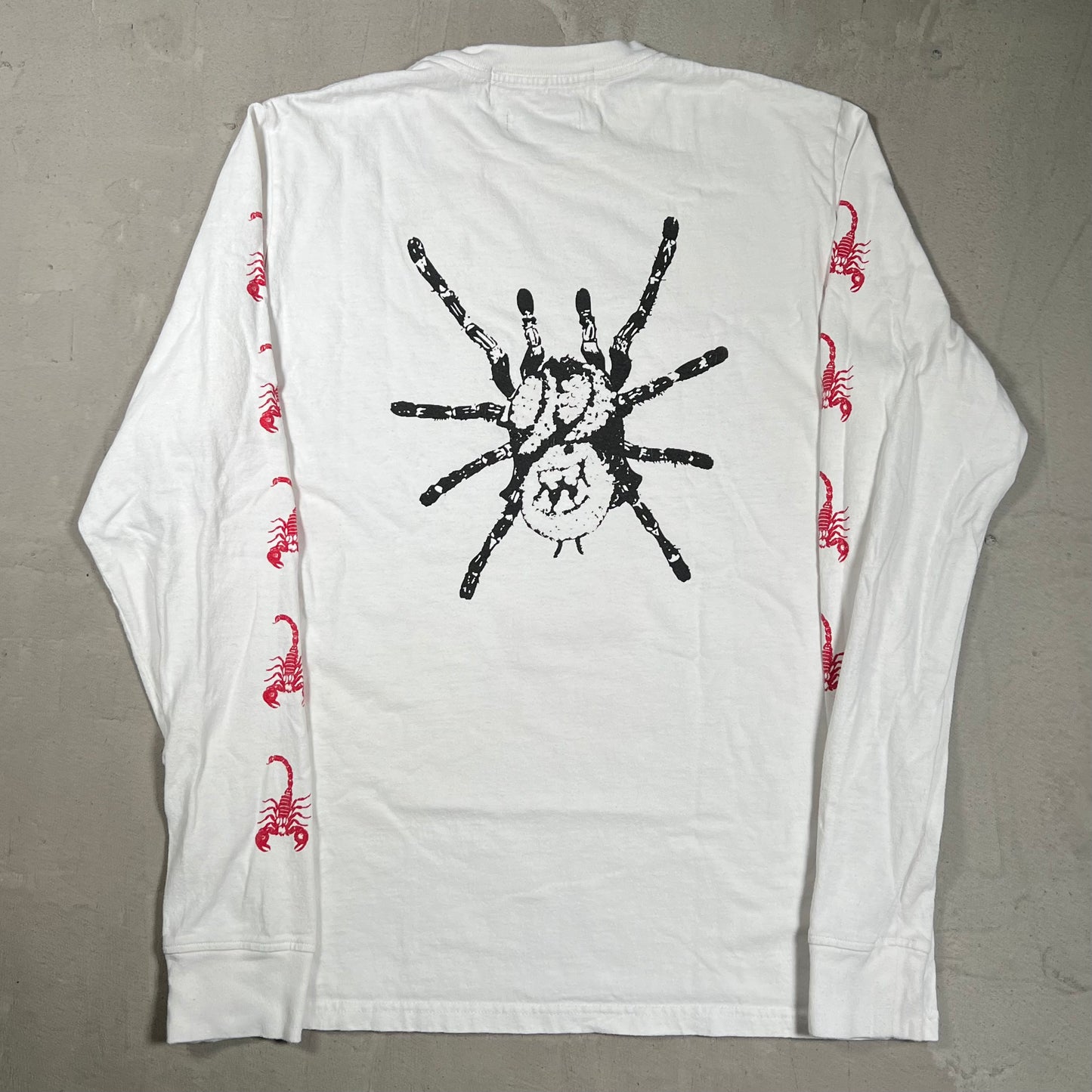 UnderCover Skoloct Spider Scorpion White Longsleeve Size 4 (Large) USED x18116