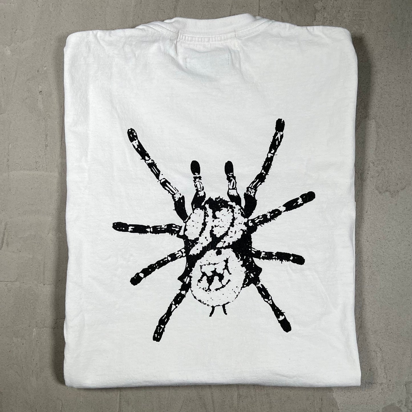 UnderCover Skoloct Spider Scorpion White Longsleeve Size 4 (Large) USED x18116