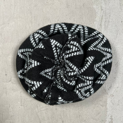Y2K Nike Jacquard Black/White Beanie USED v19825