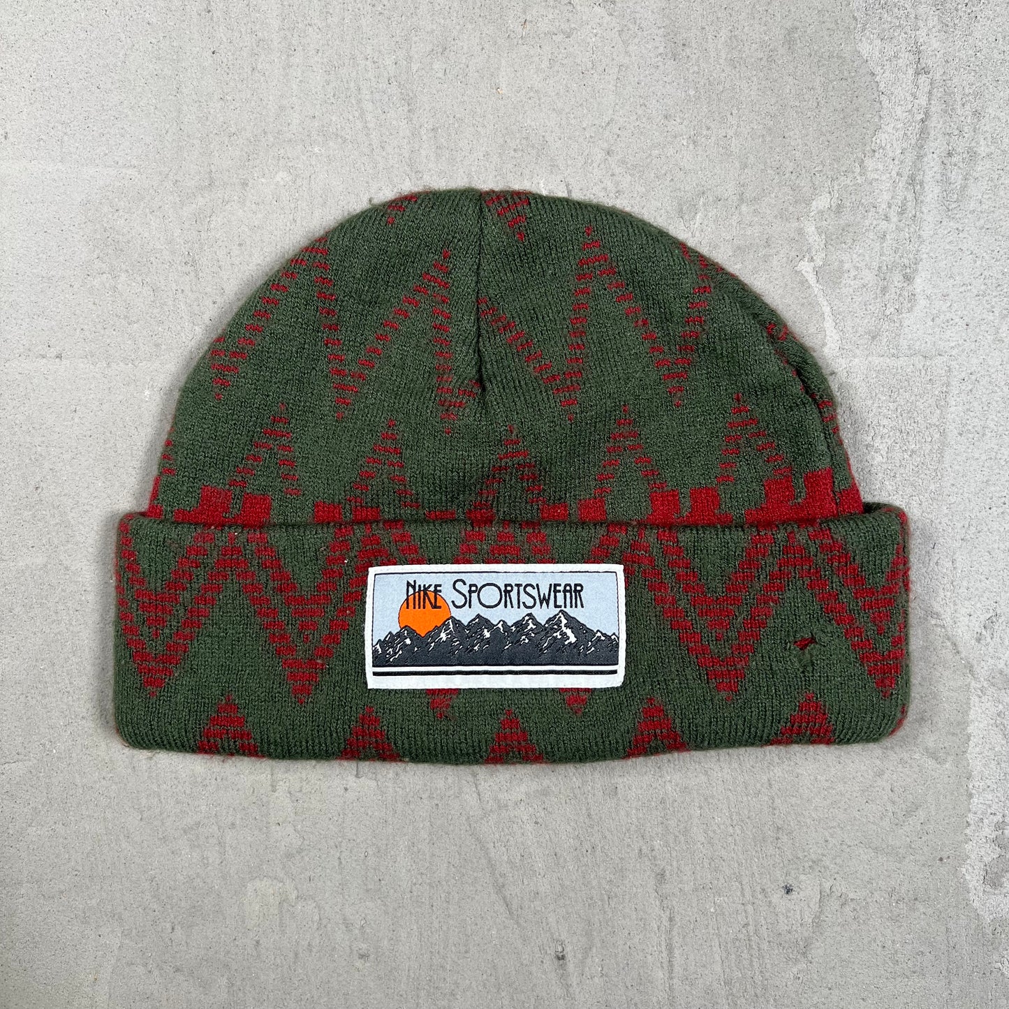 Y2K Nike Jacquard Green/Red Beanie USED v19826