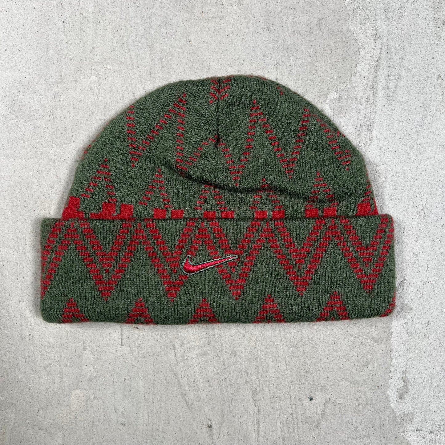 Y2K Nike Jacquard Green/Red Beanie USED v19826