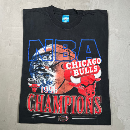 1996 Chicago Bulls Champions Tee Black Size Large USED v19919