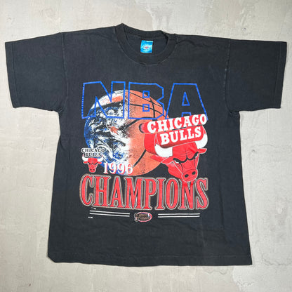 1996 Chicago Bulls Champions Tee Black Size Large USED v19919
