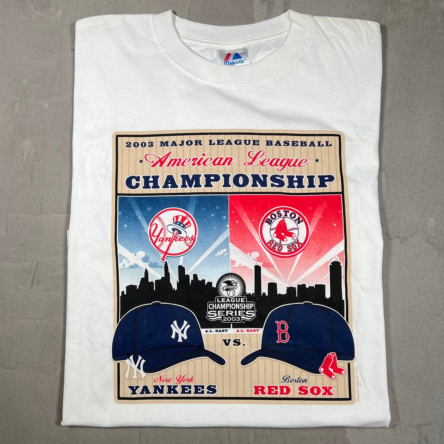 2003 Yankees Red Sox Championship White Tee Size XL USED v19910