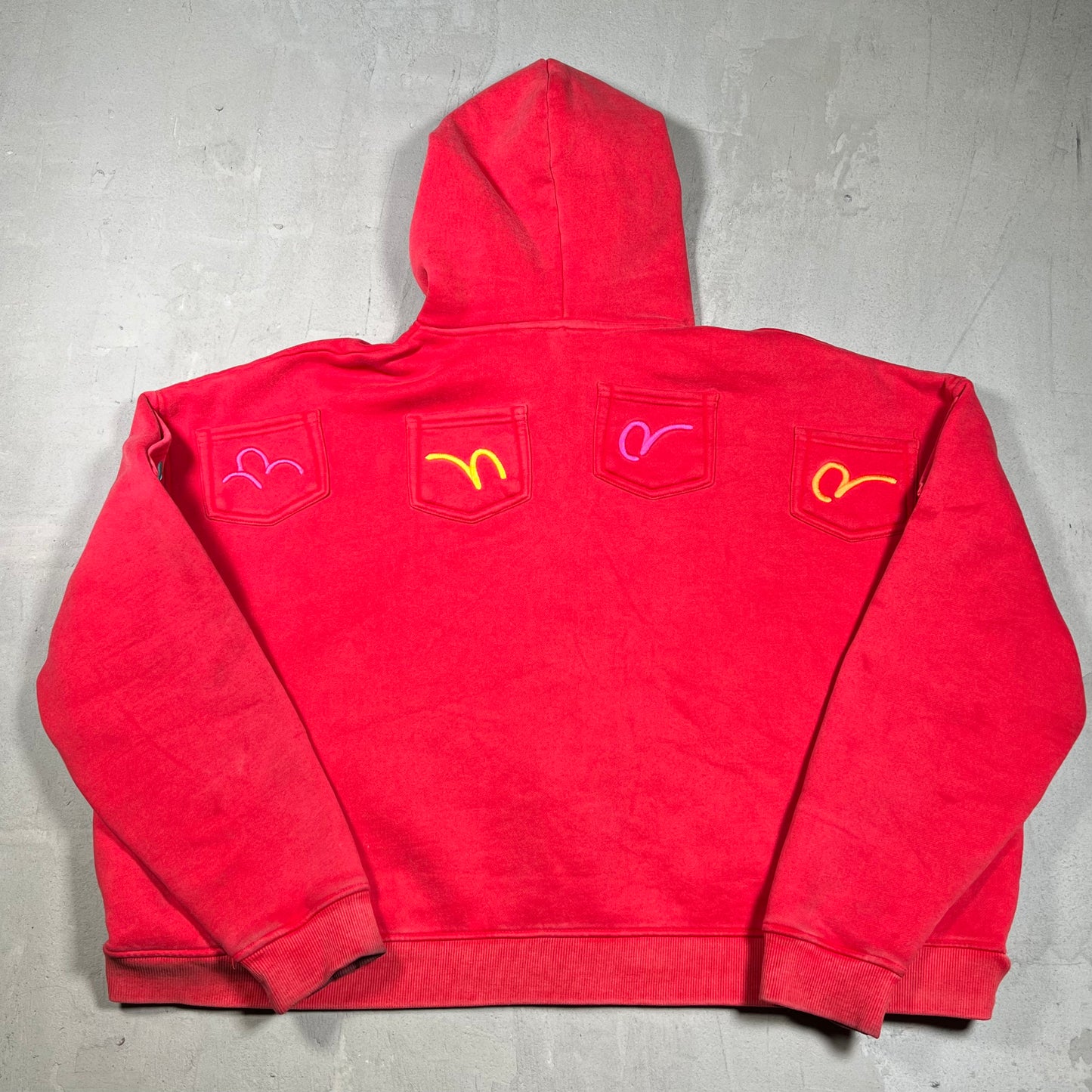 HMDD GV Gallery Raspberry Hills Lychee Red Zip Up Hoodie Size Medium USED x18197