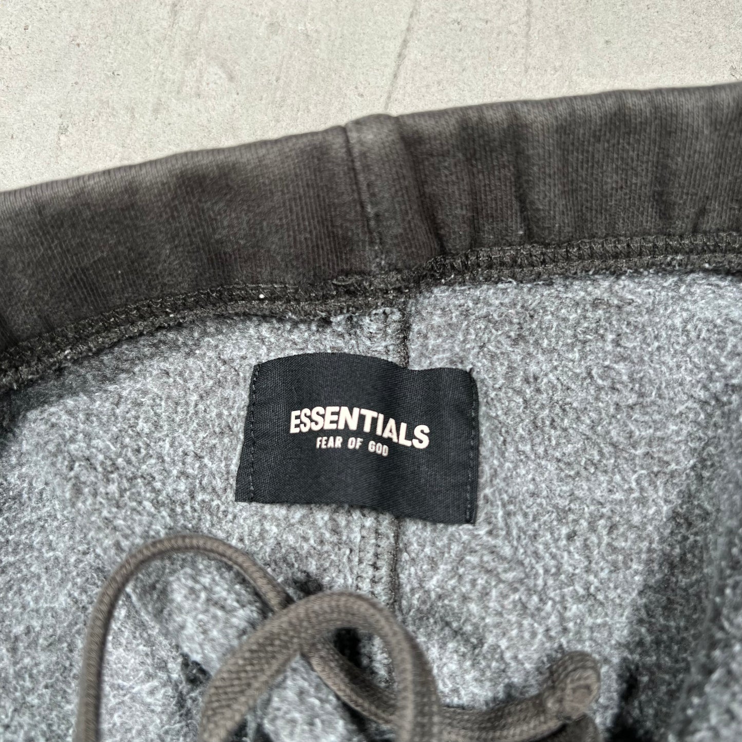 Essential Fear Of God FOG Olive Green Sweatpants Size XL USED x18028