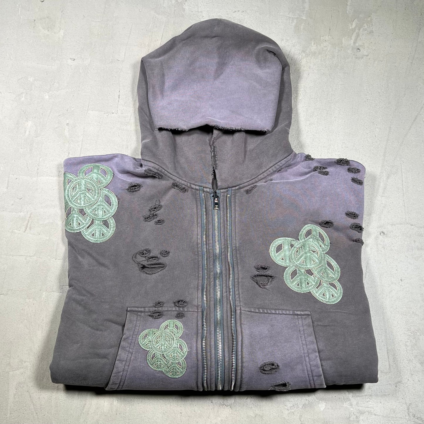777 Brand Grey/Purple Peace Hoodie Size Medium NEW x18203
