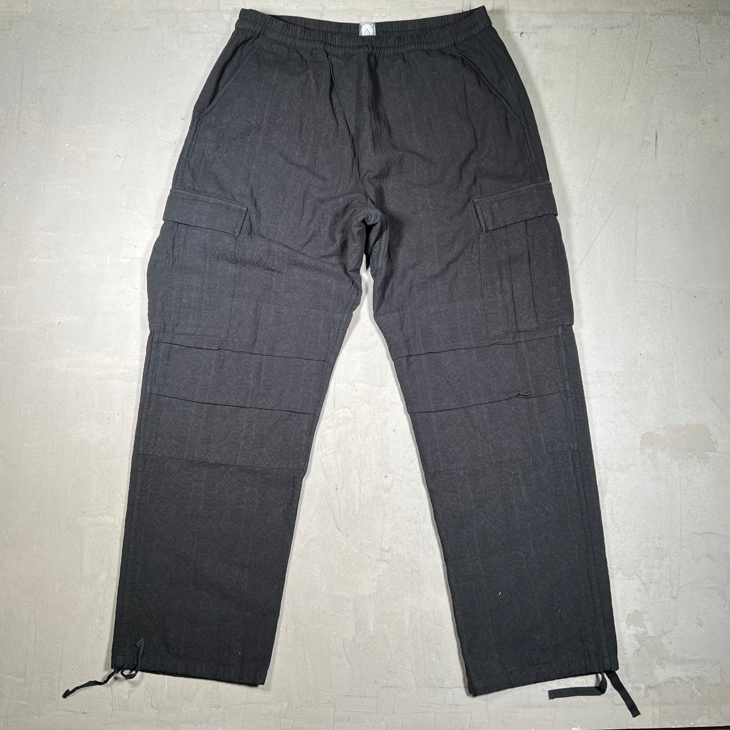 18 East Black Cotton Cargo Pants Size XL USED x18215