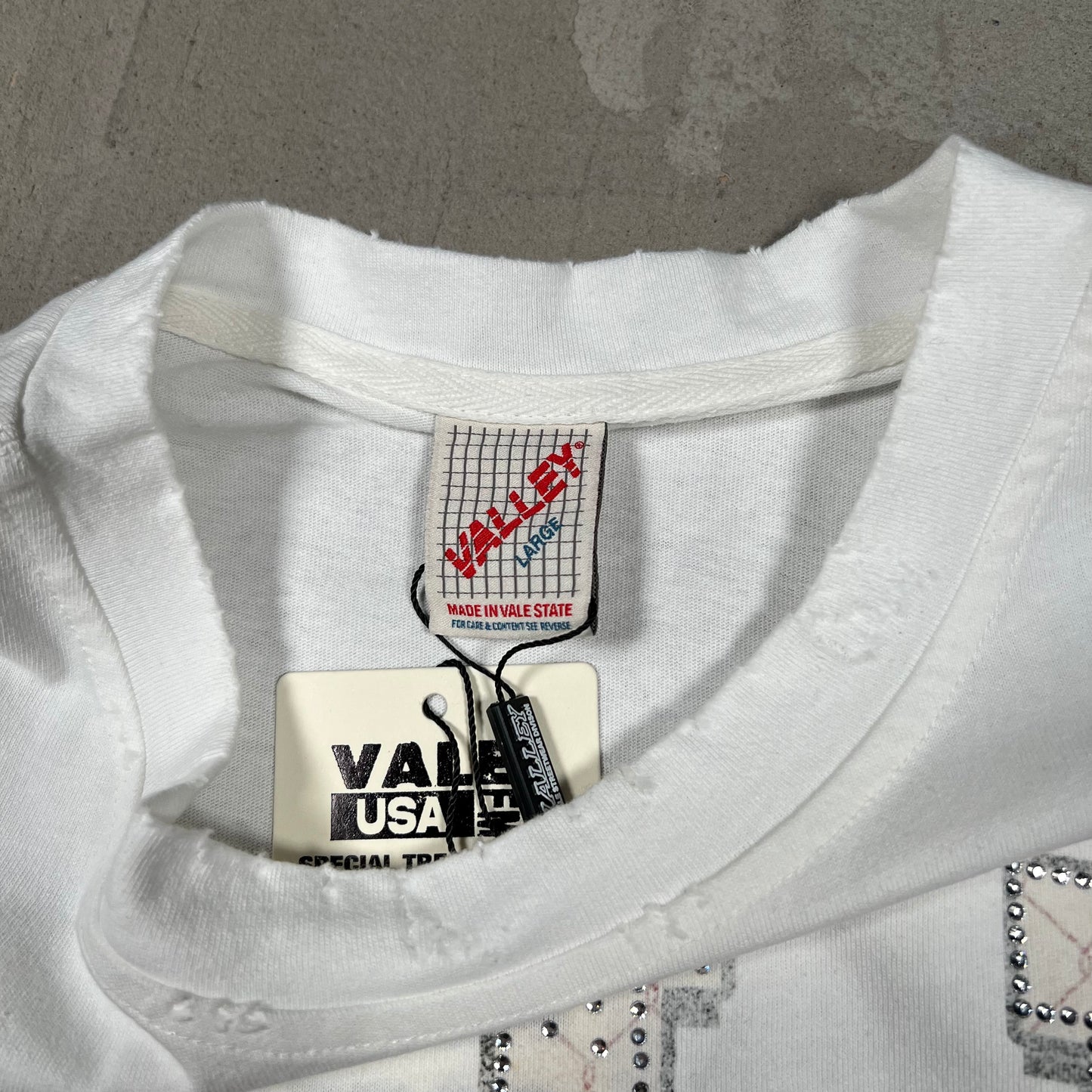 Vale Big Dog Rhinestone White Tee Size Large NEW x18232
